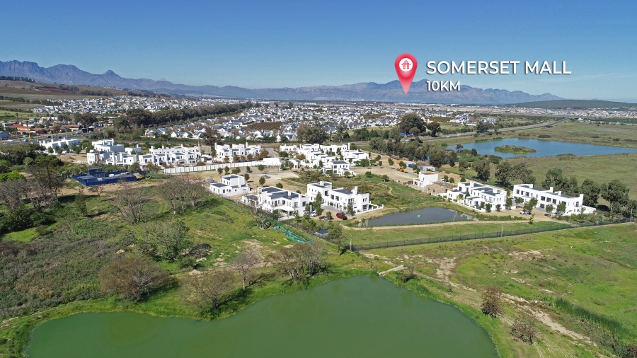 0 Bedroom Property for Sale in Houghton Place Western Cape